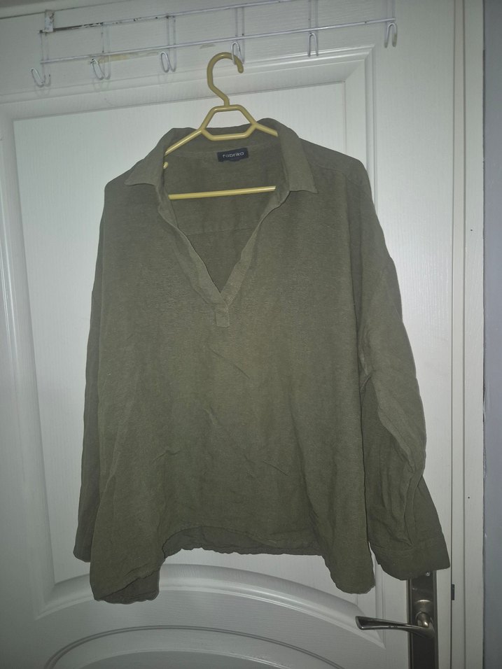 Fabrika Haki Kadın Geniş Fit V Yaka Bluz - Görsel 3