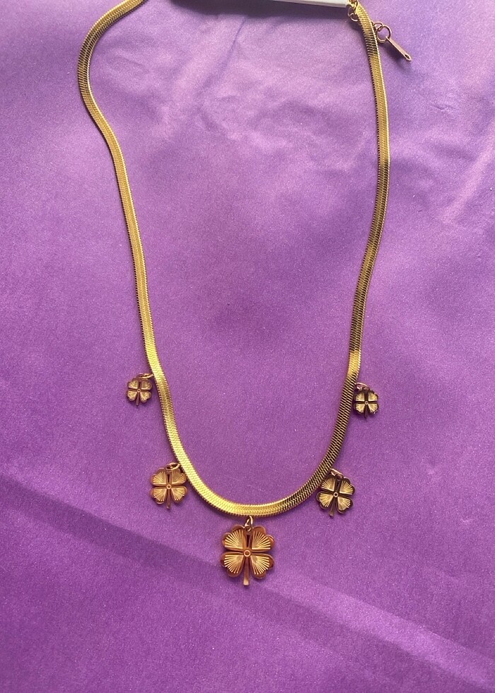 İTALYAN YONCA KOLYE - Görsel 3