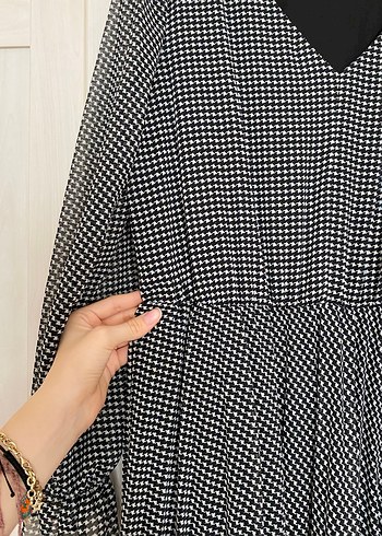 Desenli uzun elbise - Görsel 3