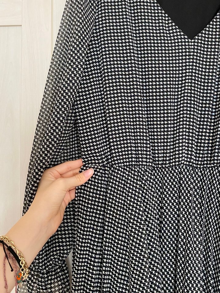 Desenli uzun elbise - Görsel 3