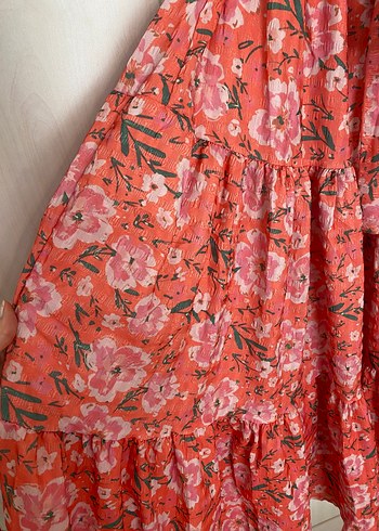 Çiçekli elbise - Görsel 4