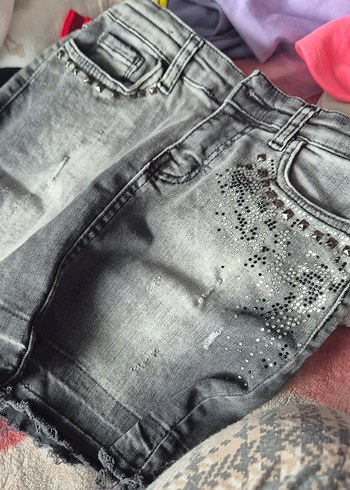 Gri Mini Rock Punk Payetli Kot Şort
