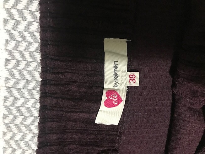 38 Beden Kadife çıtçıtlı etek
