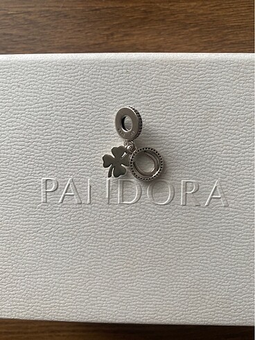 Pandora şans charm orijinal