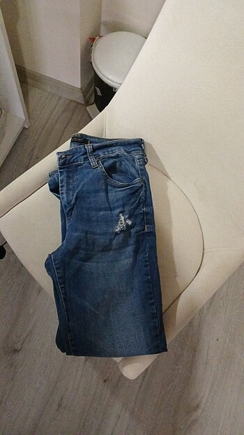 26 Beden yırtık skinny jeans