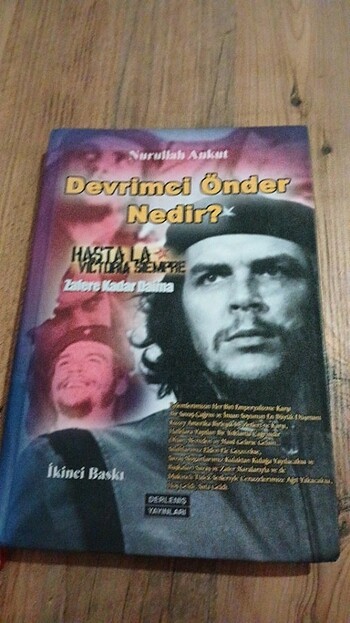 Devrimci önder nedir?