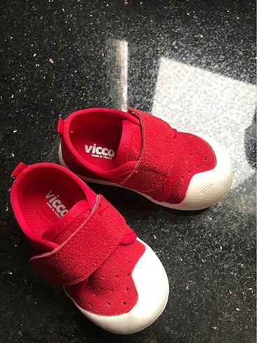 21 Beden Vicco bebek spor ayakkabı