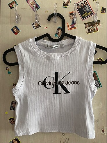 CALVİN KLEİN CROP