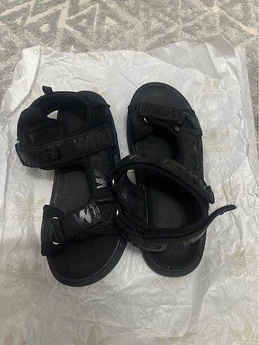 37 Beden Hm erkek sandalet çocuk