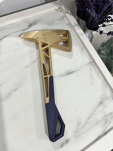  Valorant Asil Balta Figürü -Prime Axe