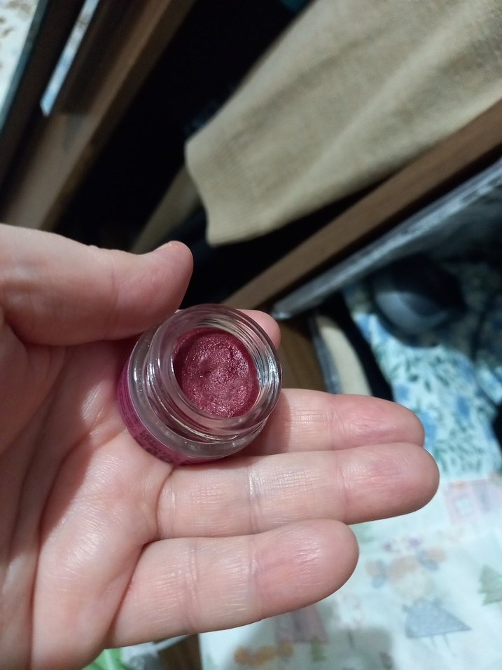 Doğal Bakımlı Pembe Dudak Parlatıcısı - Görsel 3