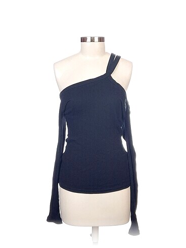 Zara Bluz %70 İndirimli.