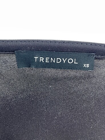 xs Beden siyah Renk Trendyol & Milla Bluz %70 İndirimli.