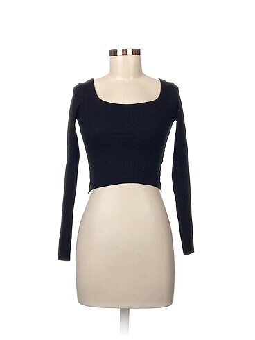 H&M Bluz %70 İndirimli.