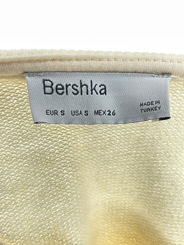 s Beden çeşitli Renk Bershka Sweatshirt %70 İndirimli.