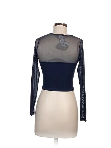 m Beden Stradivarius Bluz %70 İndirimli.