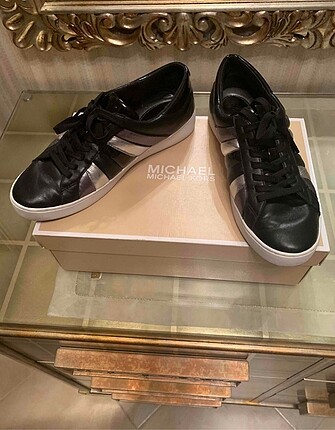 Michael Kors parlak siyah sneaker