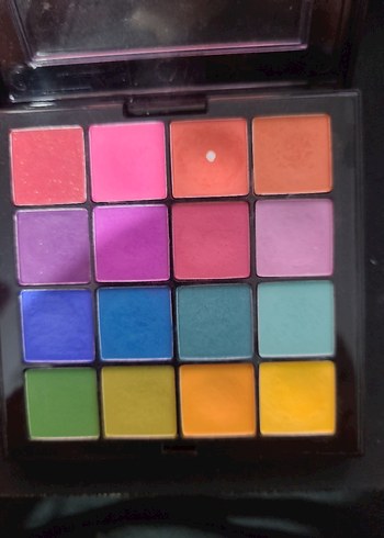 NYX Professional Makeup Far Paleti
