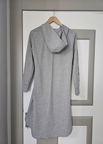 Gri Kapüşonlu Uzun Sweatshirt - Görsel 5