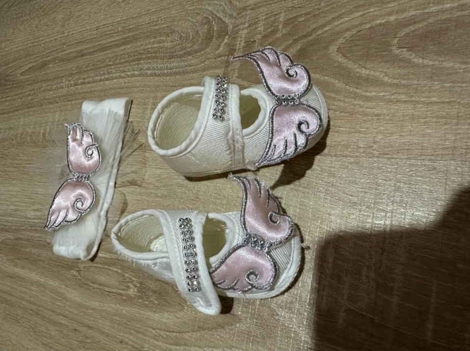 Nakışlı Beyaz Kız Çocuk Ayakkabısı ve Bandana - Görsel 2