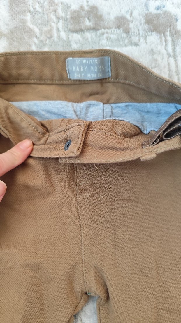 Düğmeli Kahverengi Erkek Çocuk Süet Pantolon - Görsel 2