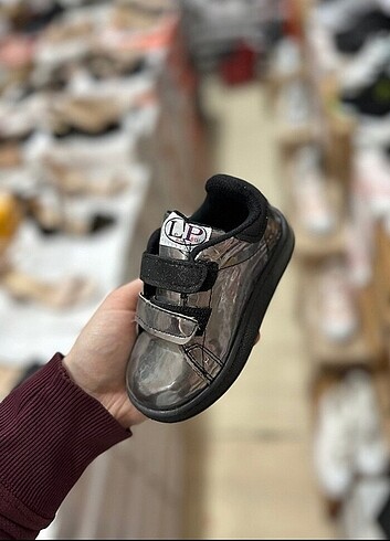 Zara Spor ayakkabı gri