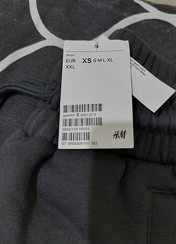 H&M H&M etiketi üstünde hiç giyilmemiş şort