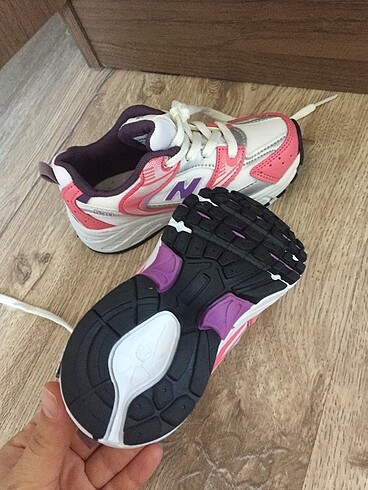 Nike Kız cocuk ayakkabısı