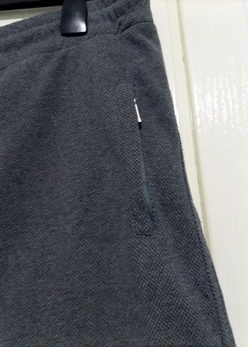 Under Armour Gri Erkek Spor Şort - Görsel 3