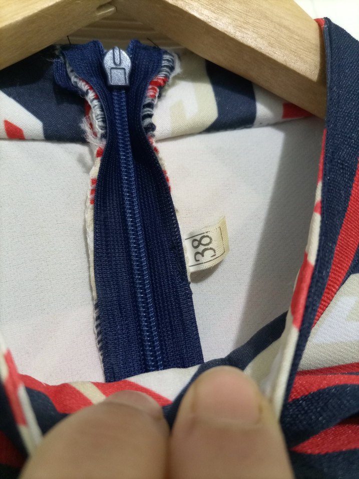 Uzun Kollu, Yüksek Yakalı Renkli Mini Elbise - Görsel 4