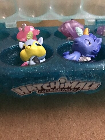  Beden Hatchimals Collegg Tıbles