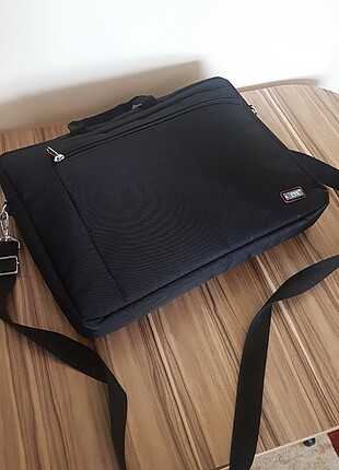 Laptop, bilgisayar, macbook çantası 