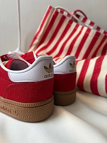 39 Beden Spezial kırmızı Adidas