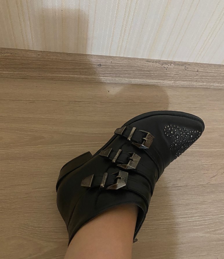 Tokalı Siyah Deri Bot - Görsel 2