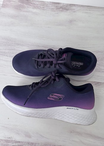 36 Beden mor Renk Skechers Mor Bağcıklı Kadın Spor Ayakkabı