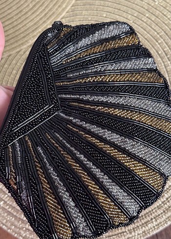 Boncuk İşlemeli Siyah Kadın Portföy Çanta - Görsel 6