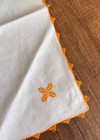 Nakışlı Beyaz Peçete - Görsel 2