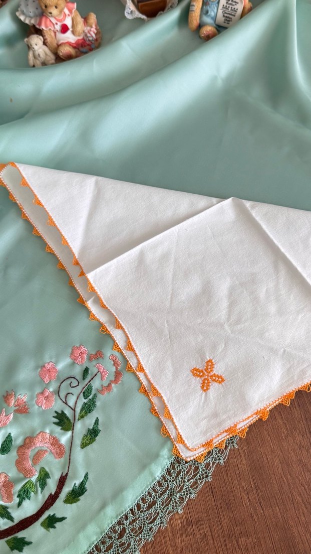 Nakışlı Beyaz Peçete - Görsel 3