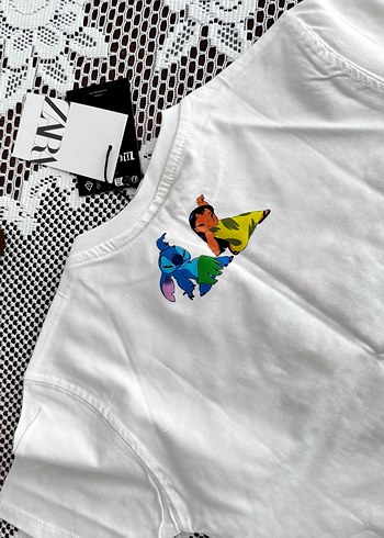 Kız Çocuk Beyaz Lilo & Stitch Baskılı Tişört - Görsel 4