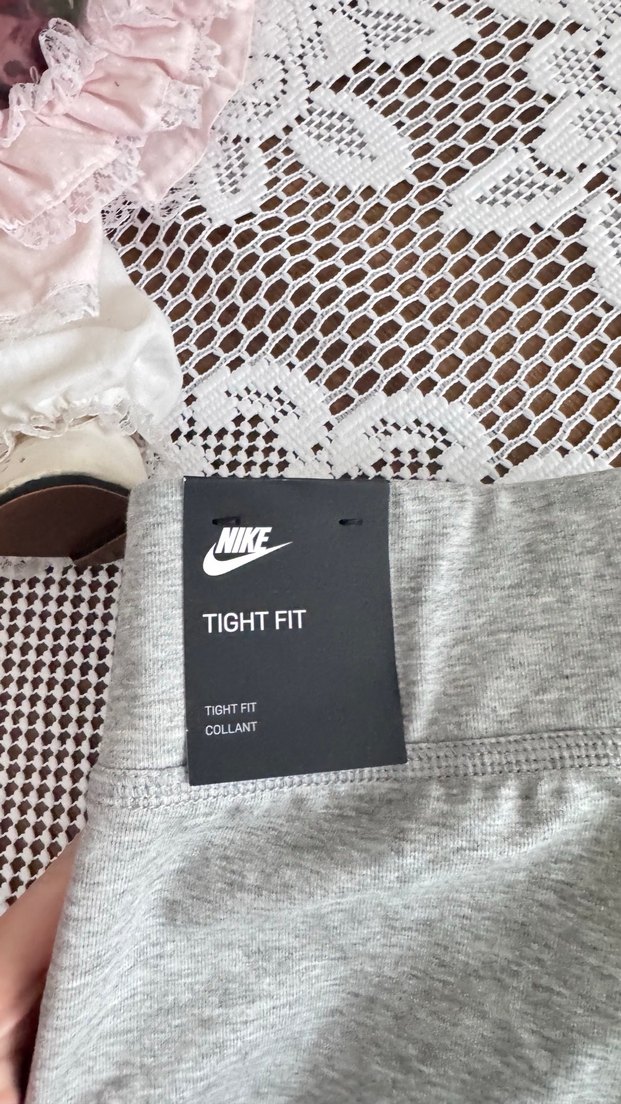 Gri Nike Air Kadın - Görsel 2