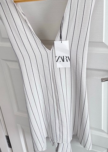 Çizgili  Uzun V Yaka Top - Görsel 2