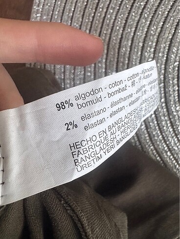 13-14 Yaş Beden haki Renk Bershka Pantolon Sıfır