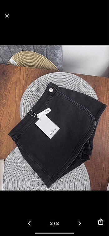 Pull and Bear PULL&BEAR