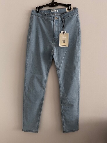 Pull and Bear PULL&BEAR