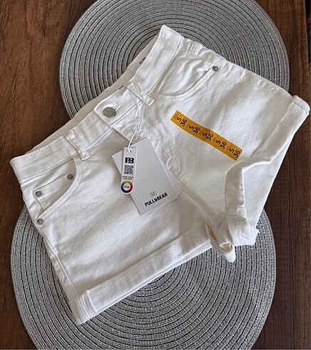 Pull and Bear PULL&BEAR