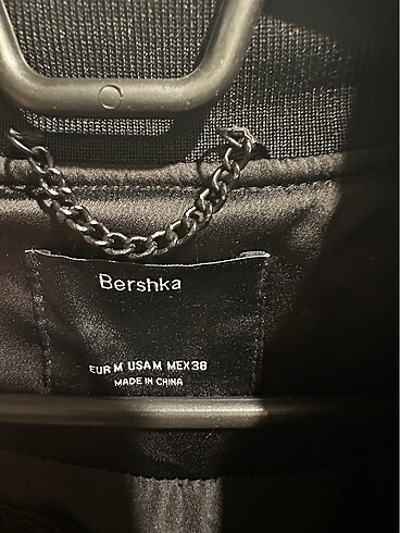 m Beden Bershka Kadife Siyah Ceket