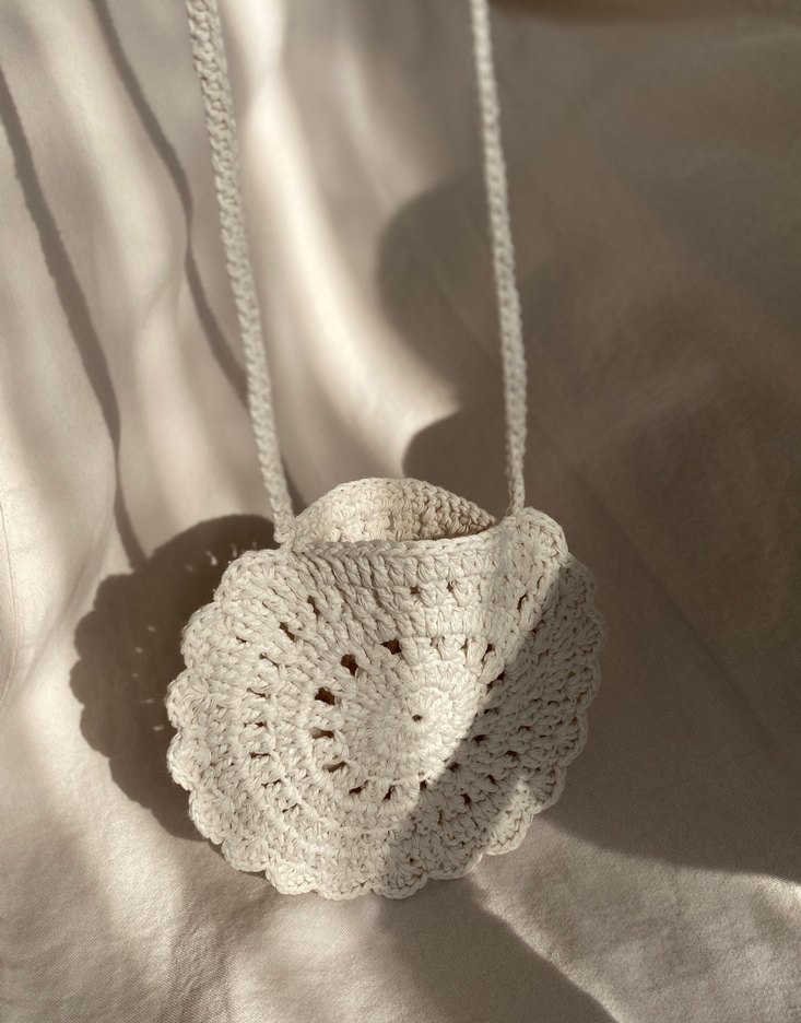 Bej Çiçek Desenli Kız Çantası - Görsel 4