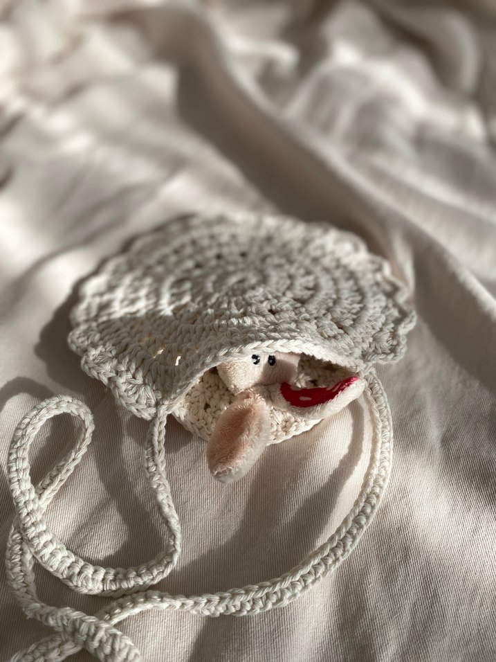 Bej Çiçek Desenli Kız Çantası - Görsel 3