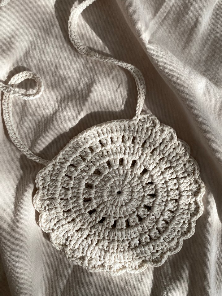 Bej Çiçek Desenli Kız Çantası - Görsel 2