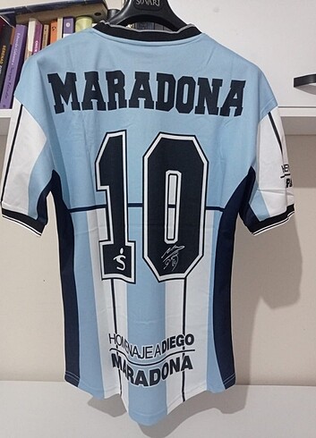 Maradona jubile ozel forma xxl L ve m beden 3 lu ilan